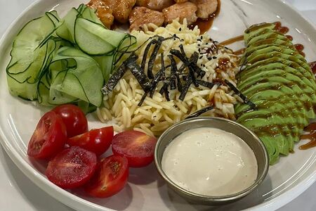 Поке с курицей 