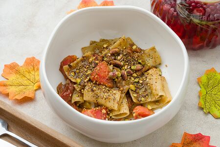 Овощная паста с песто 