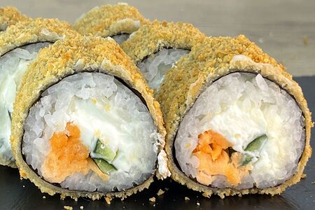 Жареный с лососем