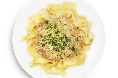 Паста с цыпленком в сливочном соусе