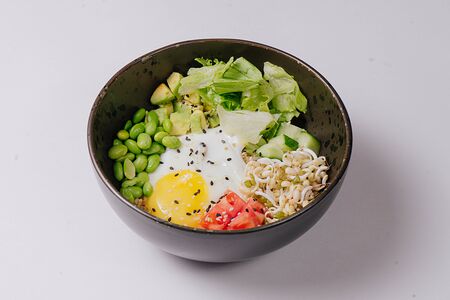 Боул с киноа