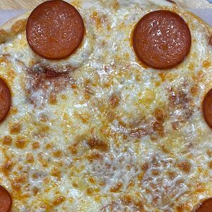 Пепперони Италия на тонком тесте