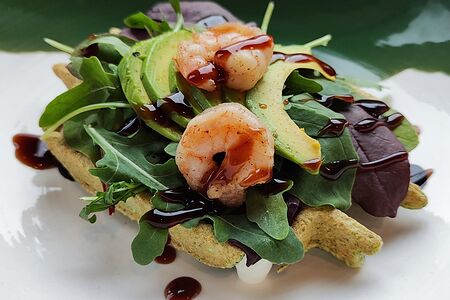 Вафля шпинатно-овсяная с креветками