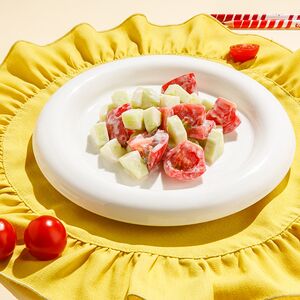 Овощной компания со сметаной