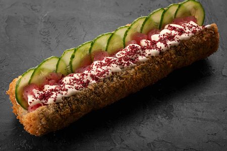 Хот-дог ролл с тунцом