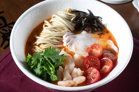 Рамен том ям