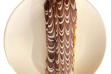 Эклер с масляным кремом