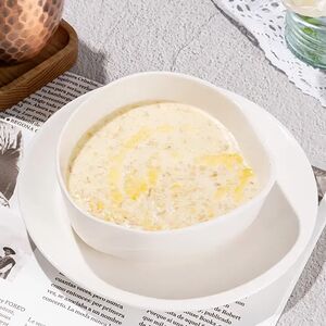 Классическая овсяная каша с маслом