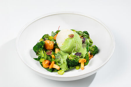 Мурманская треска с овощами и лисичками