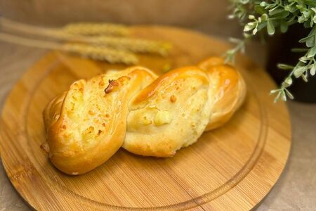 Косичка с творогом