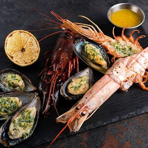 Сет Гады гриль (лангустины, раки, мидии гигант)