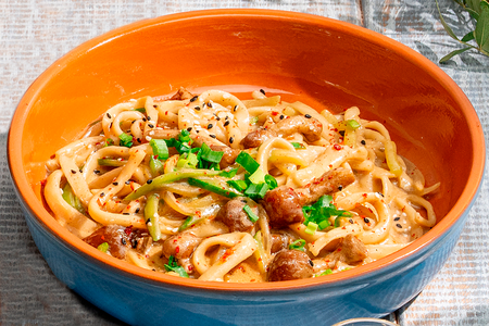 Жареный лагман с опятами