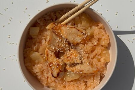 Рис с Курицей и Ананасами в соусе сладкий Чили