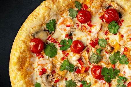 Том ям с креветками 30 см (толстое с сыром)