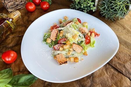 Цезарь с лососем