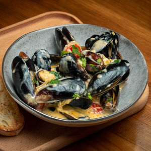 Мидии в сливочном соусе