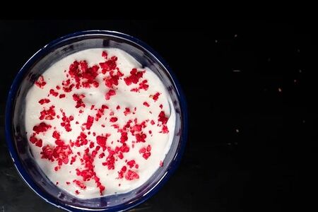 Творог с клубникой