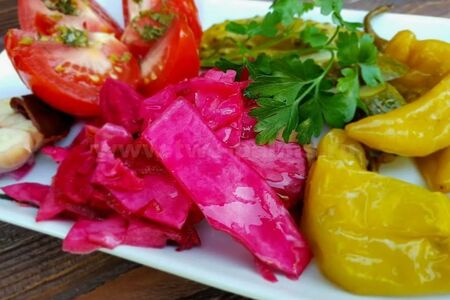 Кавказские соления ассорти