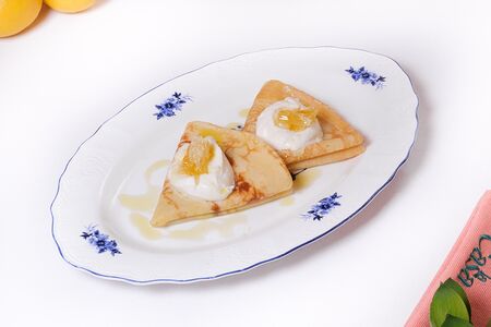 Блины с мёдом