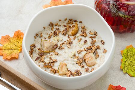 Овсянка с сыром дорблю