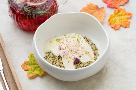 Салат со свеклой и киноа