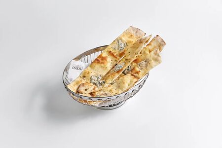 Фокачча с горгонзолой