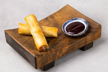 Спринг-ролл с уткой