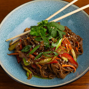 Wok Лапша соба с овощами
