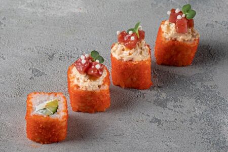 Ролл краб, тунец