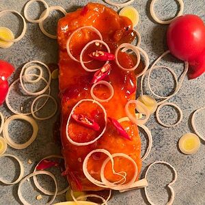 Семга под соусом чили