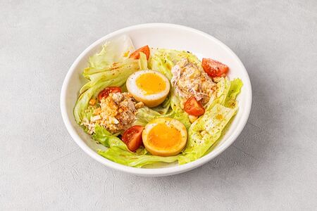 Салат Тсунасарада