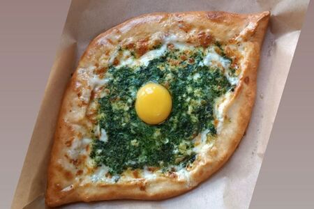 Хачапури со шпинатом