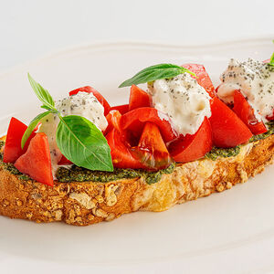 Брускетта со страчателлой