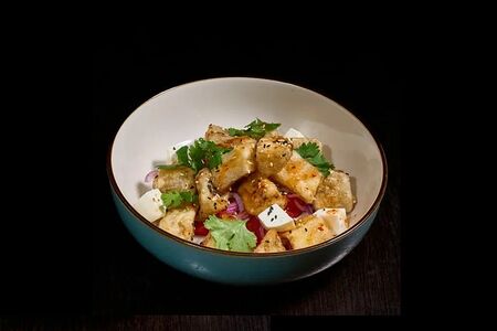 Салат с хрустящими баклажанами