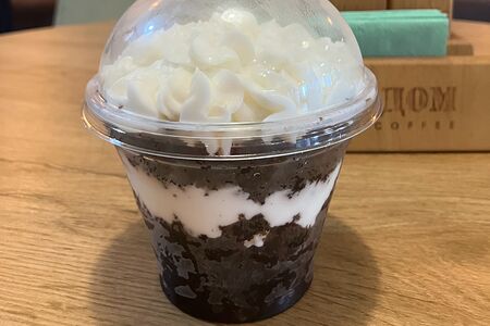 Трайфл шоколадный с белым кремом