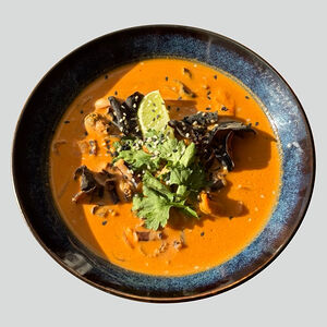 Лакса с морепродуктами