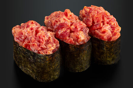 Гунканы острые тунец