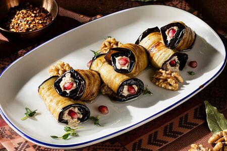 Рулетики из баклажанов