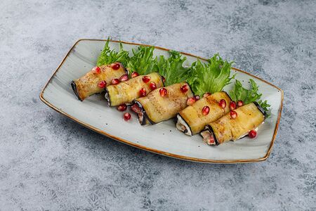 Рулетики из баклажанов 