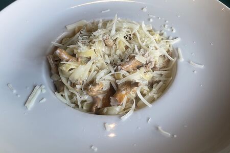 Паста с лисичками