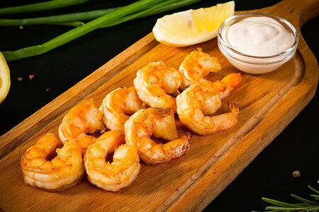 Креветки на мангале 