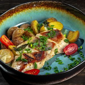 Куриное филе в трюфельном соусе и картофелем