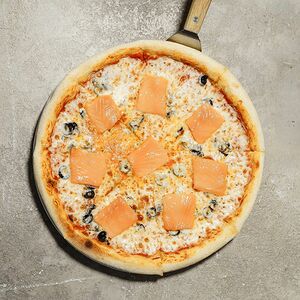 Пицца Лосось с оливками