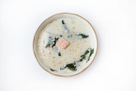 Сливочный суп с лососем