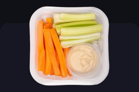 Овощной микс морковь, сельдерей с хумусом