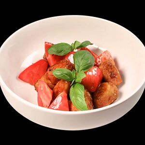 Тёплый салат с баклажанами