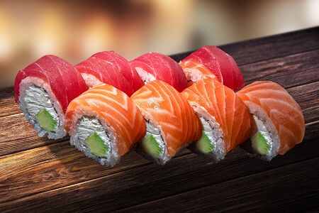 Филадельфия с тунцом и лососем