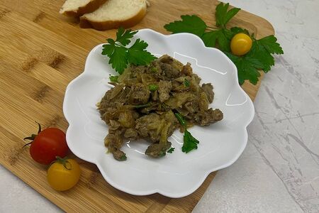 Печень жареная с луком и яблоками