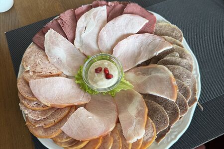 Мясное ассорти