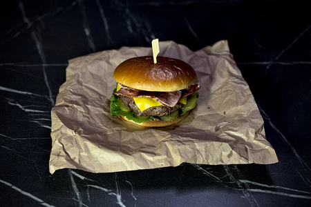 Бургер BBQ с беконом